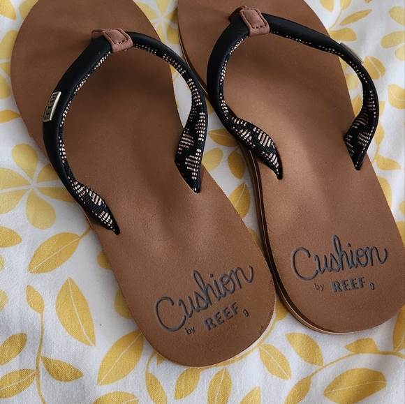 Ladies Reefs - Picture 2 of 5